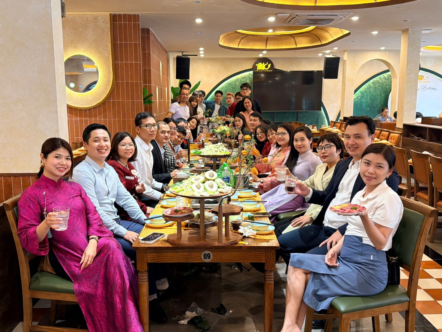 Khai Xuân MayHomes 2026 - Tiệc Khai Xuân Ấm Cúng Của Các Phòng Kinh Doanh